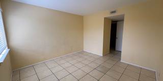 AVAILABLE NOW 1/1 Condo for Rent in Fort Myers Gallery 11