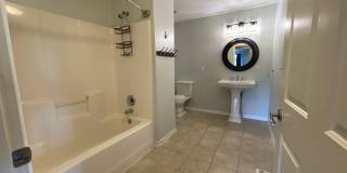 5 bedroom home with attached 3 car garage in Winchester Gallery 45