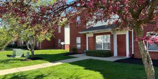 Minutes to Downtown********** Rent $1525/month*********Peaceful Living Gallery 1