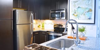 Vanguard Crossing Gallery 8