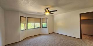 Stunning House with a Pool in West Redding Coming Available in August! Gallery 8