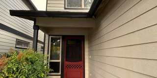 2 Bedroom-2.5 Bath Townhome Gallery 1