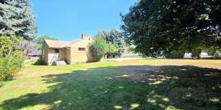 Sprawling 3 or 4-Bedroom House for Rent in a Great Wenatchee Neighborhood! W/D Included! Gallery 31