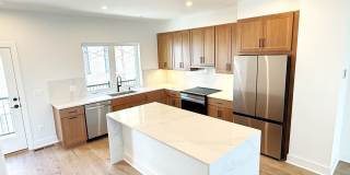 Rare chance to rent brand new, 4 Bed/4.5 Bath luxury home in new Reservoir District WITH 2 CAR GARAGE Gallery 18