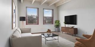 Heinz Lofts Gallery 12