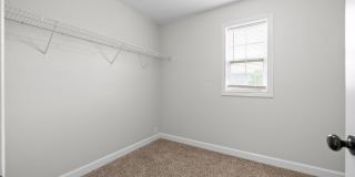 Pet Friendly Four Bedroom! Gallery 28