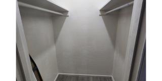 2001 W TURNEY Avenue Gallery 7