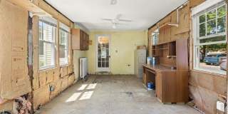 20 Stark Avenue Gallery 33
