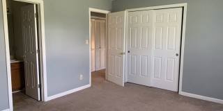 Spacious 2 bed 2 bath duplex in Franklin Indiana! Gallery 11