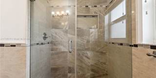 7423 Northwest 70th Avenue Gallery 18