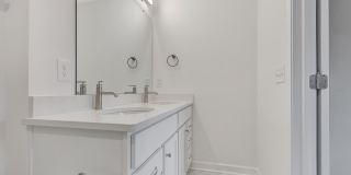 2253 E 97th St Gallery 19