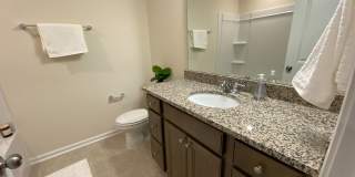 Room in 3 Bedroom Townhome at Talley St Gallery 34
