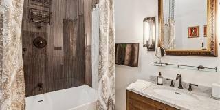 2625 ST CHARLES Avenue Gallery 14