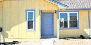 Beautifully updated 1 bedroom apartment within walking distance to the beach! Gallery 1
