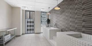 State & Chestnut Gallery 45