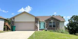 Fenced home close to FLW! Gallery 1