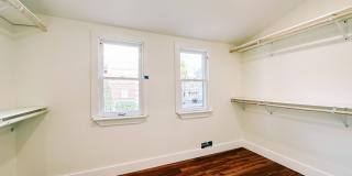 **FULLY REMODELED** (AUGUST 2028) INCREDIBLE LOCATION IU CAMPUS 6 BEDS!!! Gallery 24