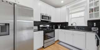 5302 N Winthrop Avenue Gallery 11
