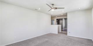 7719 Poppy Gallery 13