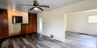 Three bedroom one bathroom home for rent Gallery 4