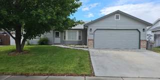 Nice 3 bed, 2 bath home in Boise. Newer Paint and Carpet. Gallery 1