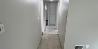4696 Roosevelt Boulevard Gallery 13