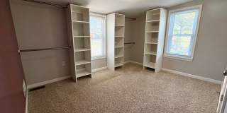 4 Bedroom 2 Bathroom in Harrisburg! Gallery 26