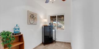 1112 W Huron Street Gallery 24
