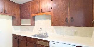 Cozy 3 bed 2 bath home with basement in Wichita Gallery 8