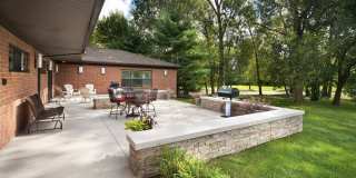 Douglas Pointe Gallery 6