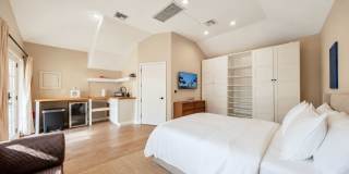 6537 Moore Dr Gallery 23
