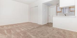 Broadmoor Apartments Gallery 4