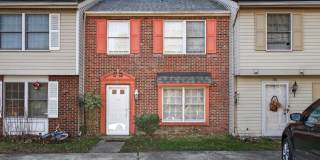 3 bed 2.5 bath Townhome 3 bed 2.5 bath Townhome Gallery 1