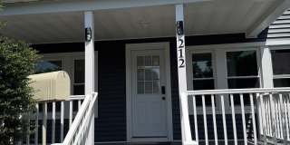 212 Maple Hill Avenue Gallery 1