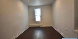 228 Maple Street Gallery 16