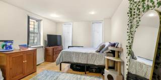 234 BAINBRIDGE Street Gallery 7