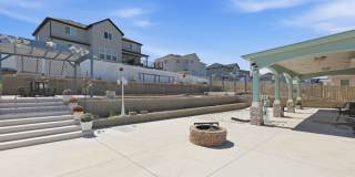 Large luxurious house with view of beautiful Utah Lake! Gallery 49