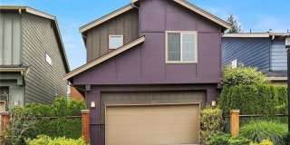 A Modern In-city Style with Comfort of the Suburbs Single Family Detached Condo Gallery 1