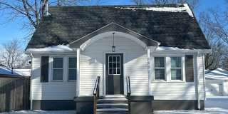 Room to Spread Out! | Bright & Updated 4 Bedroom House in Muncie! Gallery 1