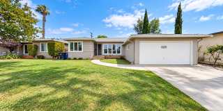 Large House on Dorothy Dr! Gallery 1