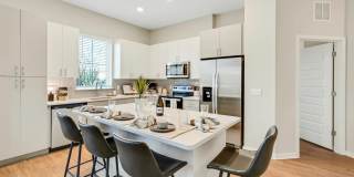 RISE Sereno Gallery 13