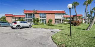 6 Vista Palm Lane unit: 202 Gallery 1