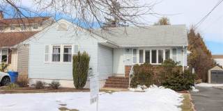 118 Hobart Avenue Gallery 1