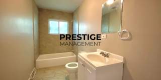2 Bed 1 Bath Home With Den Gallery 7