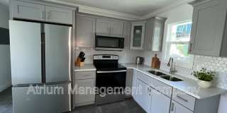 1410 Patrick St Gallery 1