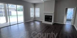 28724 Hanging Moss Loop Gallery 2