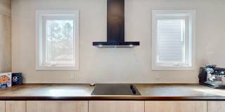 1220 Lomax Avenue Gallery 22