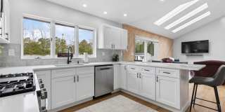 3 Harbor Road Gallery 13