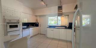 19091 NE 20th Ct # 19091 , North Miami Beach, FL 33179 Gallery 1