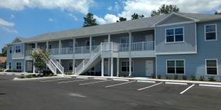 FIRST MONTHS RENT FREE WITH A ONE YEAR LEASE,2 BEDROOM 1 BATHROOM INSIDE LAUNDRY AND PET FRIENDLY.. Gallery 1